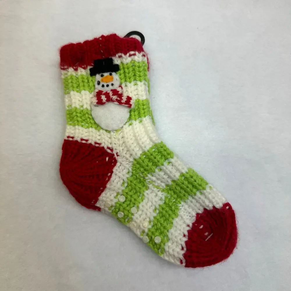 Two's Company- Kids Knit Slipper Socks Christmas Snowman fit Kids 11-13New W/tag